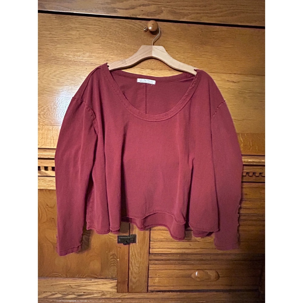 Free People Boho Indie, Whimsigoth Red Long Sleeve Scoop Neck Button Cuff Top